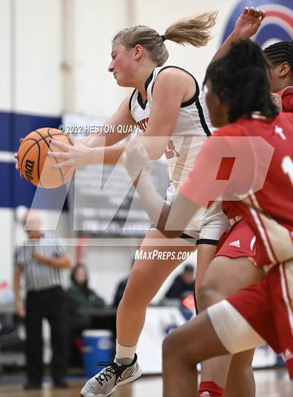 Thumbnail 1 in San Clemente vs. Orange Lutheran (Oxford Tournament) photogallery.