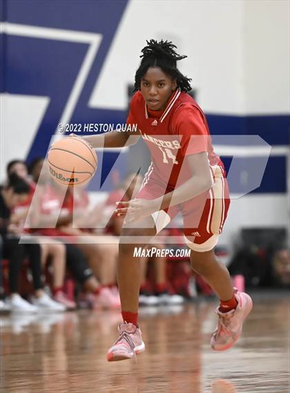 Thumbnail 2 in San Clemente vs. Orange Lutheran (Oxford Tournament) photogallery.
