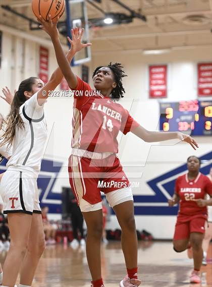 Thumbnail 1 in San Clemente vs. Orange Lutheran (Oxford Tournament) photogallery.