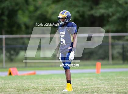 Thumbnail 3 in Grassfield @ Western Branch photogallery.