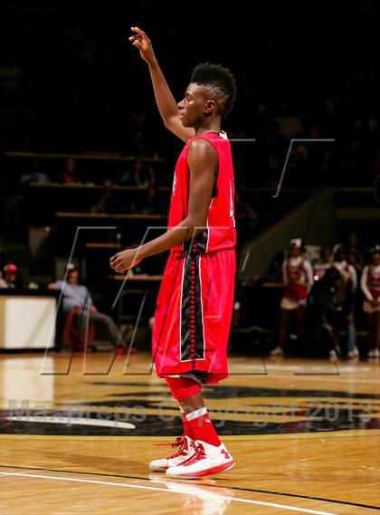 Thumbnail 3 in Denver East vs. Eaglecrest (CHSAA 5A Final) photogallery.