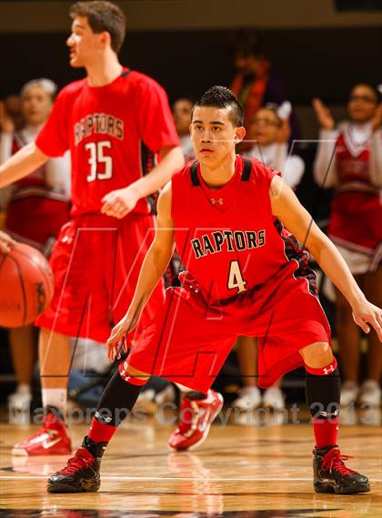Thumbnail 2 in Denver East vs. Eaglecrest (CHSAA 5A Final) photogallery.