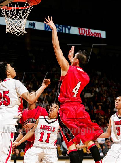 Thumbnail 3 in Denver East vs. Eaglecrest (CHSAA 5A Final) photogallery.