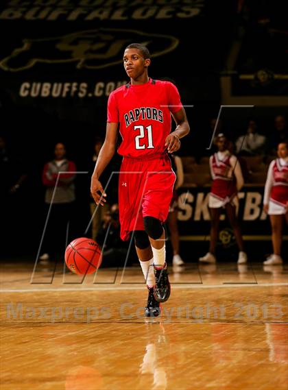 Thumbnail 3 in Denver East vs. Eaglecrest (CHSAA 5A Final) photogallery.