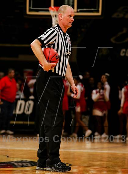 Thumbnail 1 in Denver East vs. Eaglecrest (CHSAA 5A Final) photogallery.