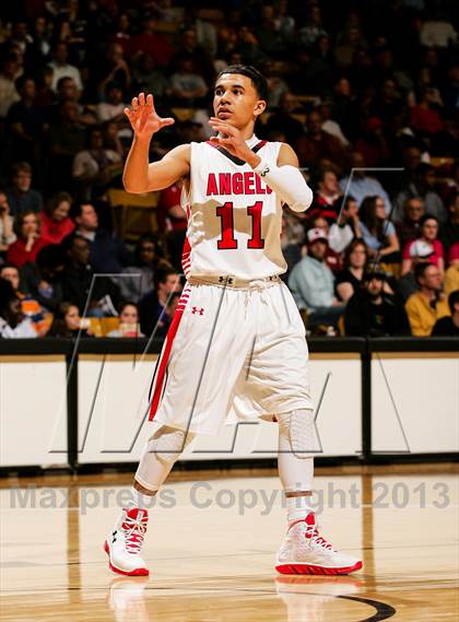 Thumbnail 1 in Denver East vs. Eaglecrest (CHSAA 5A Final) photogallery.