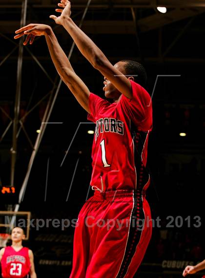 Thumbnail 3 in Denver East vs. Eaglecrest (CHSAA 5A Final) photogallery.