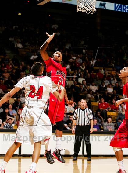 Thumbnail 1 in Denver East vs. Eaglecrest (CHSAA 5A Final) photogallery.