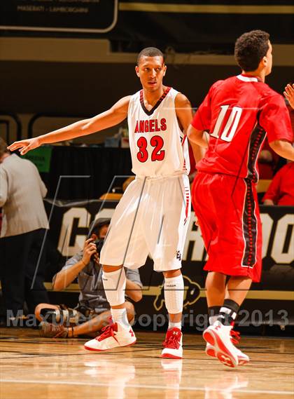 Thumbnail 3 in Denver East vs. Eaglecrest (CHSAA 5A Final) photogallery.