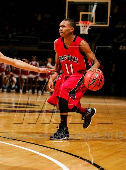 Thumbnail 1 in Denver East vs. Eaglecrest (CHSAA 5A Final) photogallery.