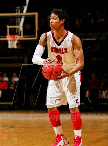 Thumbnail 1 in Denver East vs. Eaglecrest (CHSAA 5A Final) photogallery.