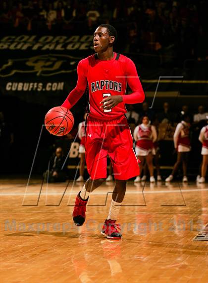Thumbnail 2 in Denver East vs. Eaglecrest (CHSAA 5A Final) photogallery.