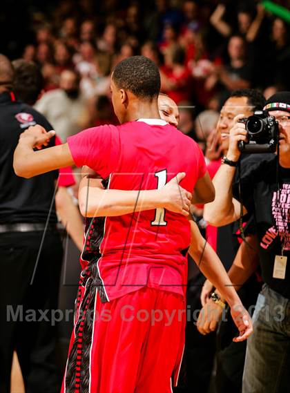 Thumbnail 1 in Denver East vs. Eaglecrest (CHSAA 5A Final) photogallery.
