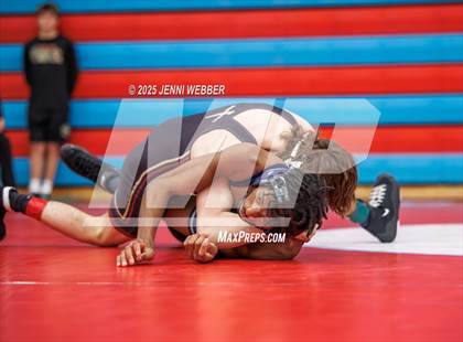 Thumbnail 2 in NIAA 4A Semifinals photogallery.