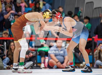 Thumbnail 2 in NIAA 4A Semifinals photogallery.