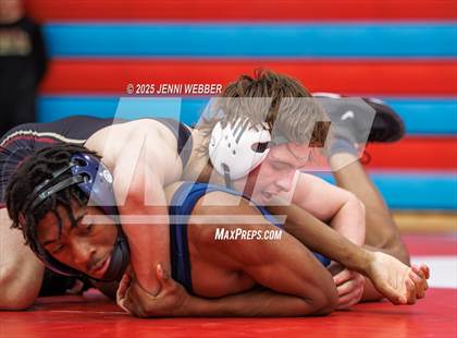 Thumbnail 1 in NIAA 4A Semifinals photogallery.
