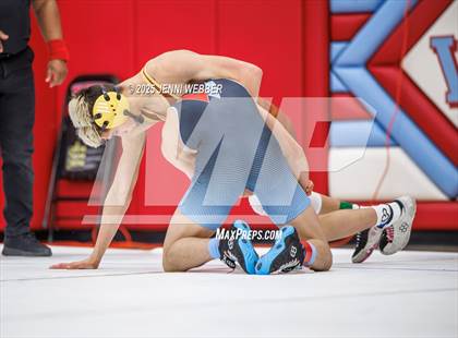 Thumbnail 1 in NIAA 4A Semifinals photogallery.