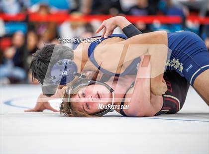 Thumbnail 2 in NIAA 4A Semifinals photogallery.