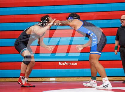 Thumbnail 2 in NIAA 4A Semifinals photogallery.
