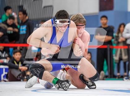 Thumbnail 2 in NIAA 4A Semifinals photogallery.