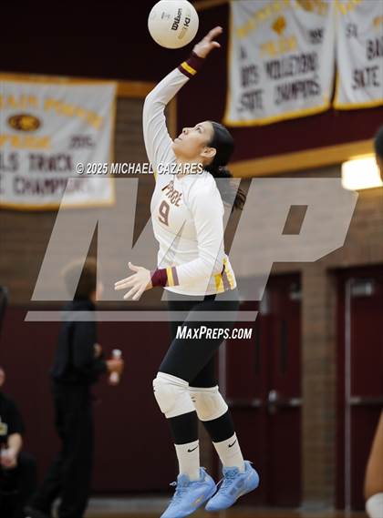 Thumbnail 3 in JV: Notre Dame Prep @ Mountain Pointe photogallery.