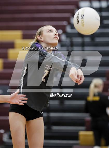 Thumbnail 1 in JV: Notre Dame Prep @ Mountain Pointe photogallery.