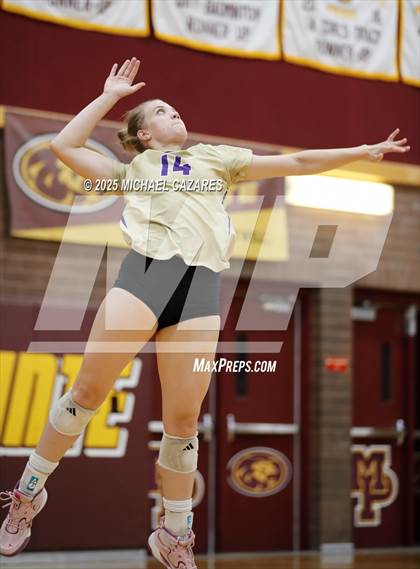 Thumbnail 2 in JV: Notre Dame Prep @ Mountain Pointe photogallery.