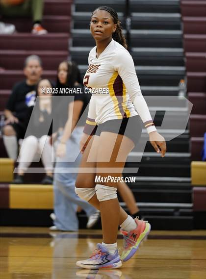 Thumbnail 3 in JV: Notre Dame Prep @ Mountain Pointe photogallery.