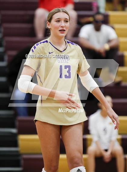 Thumbnail 2 in JV: Notre Dame Prep @ Mountain Pointe photogallery.