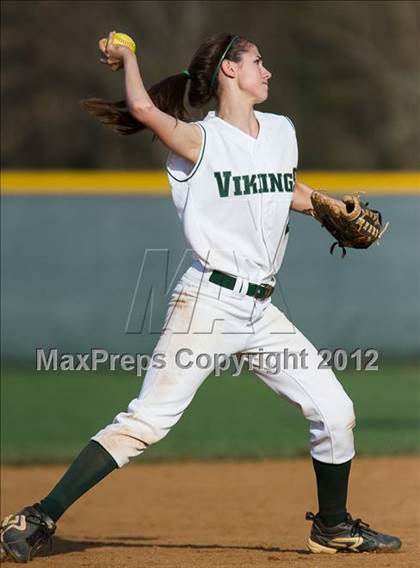 Thumbnail 3 in Dominion @ Loudoun Valley photogallery.