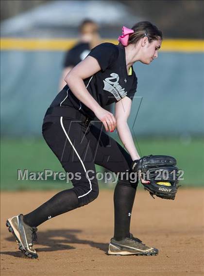Thumbnail 1 in Dominion @ Loudoun Valley photogallery.