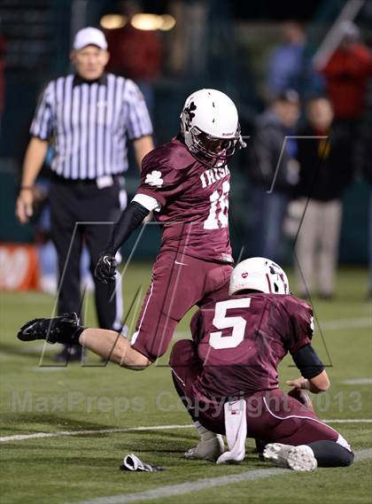 Thumbnail 2 in Aquinas vs. Jamestown (NYSPHSAA Class AA Quarterfinal) photogallery.