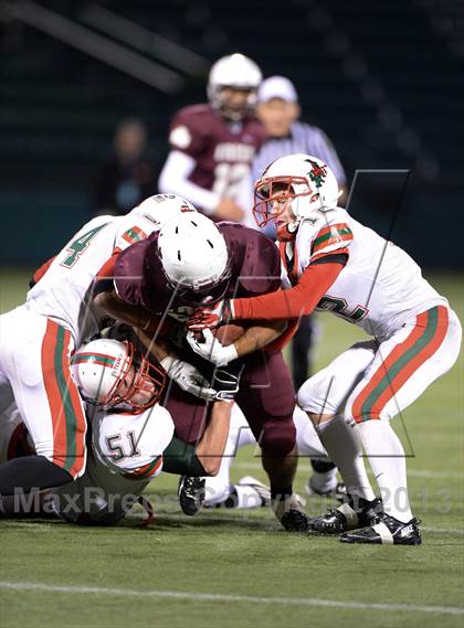 Thumbnail 3 in Aquinas vs. Jamestown (NYSPHSAA Class AA Quarterfinal) photogallery.