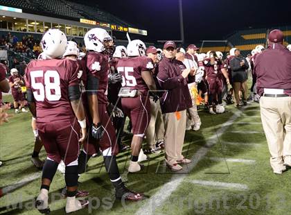Thumbnail 2 in Aquinas vs. Jamestown (NYSPHSAA Class AA Quarterfinal) photogallery.