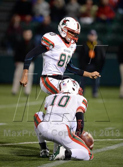 Thumbnail 2 in Aquinas vs. Jamestown (NYSPHSAA Class AA Quarterfinal) photogallery.