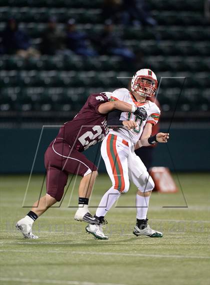 Thumbnail 1 in Aquinas vs. Jamestown (NYSPHSAA Class AA Quarterfinal) photogallery.