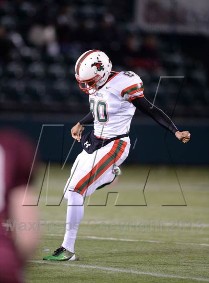 Thumbnail 1 in Aquinas vs. Jamestown (NYSPHSAA Class AA Quarterfinal) photogallery.