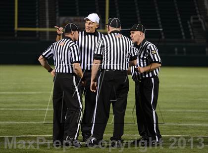 Thumbnail 3 in Aquinas vs. Jamestown (NYSPHSAA Class AA Quarterfinal) photogallery.
