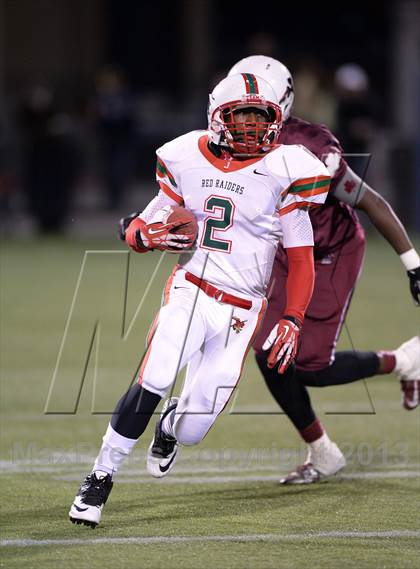 Thumbnail 1 in Aquinas vs. Jamestown (NYSPHSAA Class AA Quarterfinal) photogallery.