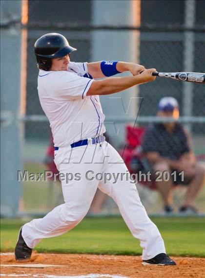Thumbnail 1 in Sacred Heart Halletsville vs The Woodlands Christian Academy photogallery.