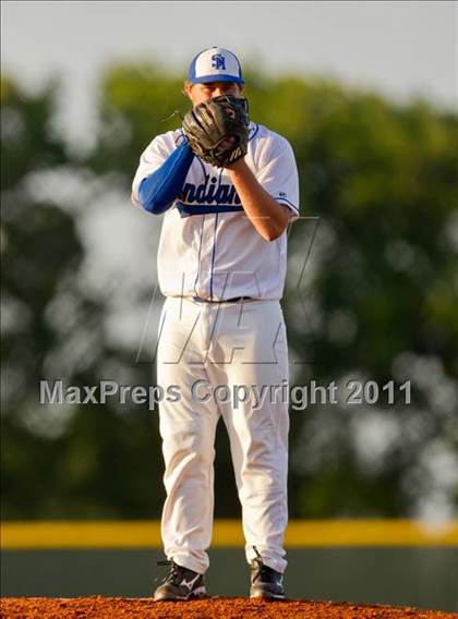 Thumbnail 1 in Sacred Heart Halletsville vs The Woodlands Christian Academy photogallery.