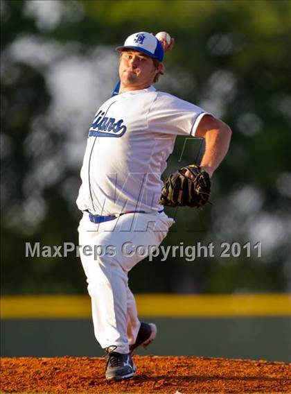 Thumbnail 1 in Sacred Heart Halletsville vs The Woodlands Christian Academy photogallery.