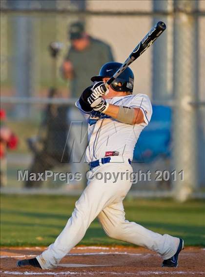 Thumbnail 3 in Sacred Heart Halletsville vs The Woodlands Christian Academy photogallery.