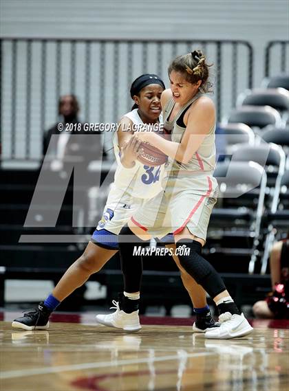Thumbnail 2 in Liberty vs. Mansfield Summit  photogallery.
