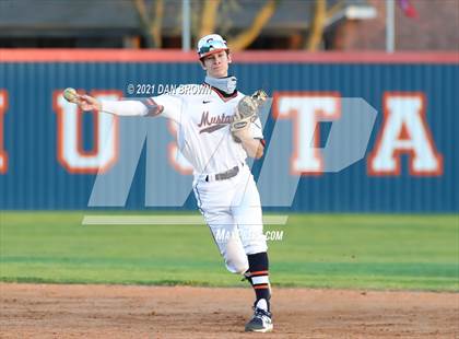 Thumbnail 1 in Rowlett vs Sachse photogallery.