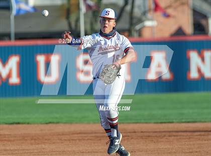 Thumbnail 2 in Rowlett vs Sachse photogallery.