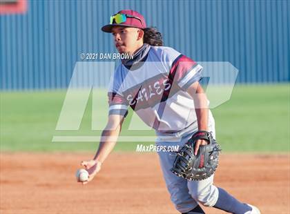 Thumbnail 2 in Rowlett vs Sachse photogallery.