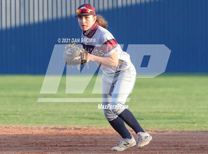 Thumbnail 2 in Rowlett vs Sachse photogallery.