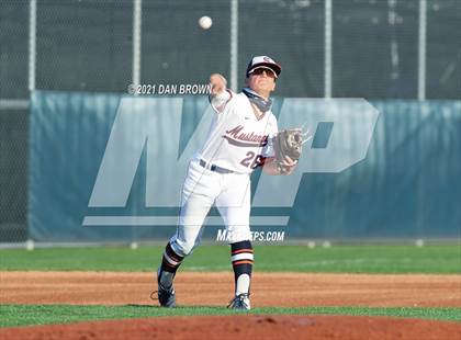 Thumbnail 1 in Rowlett vs Sachse photogallery.