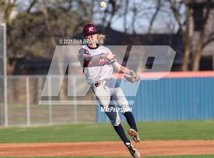 Thumbnail 1 in Rowlett vs Sachse photogallery.